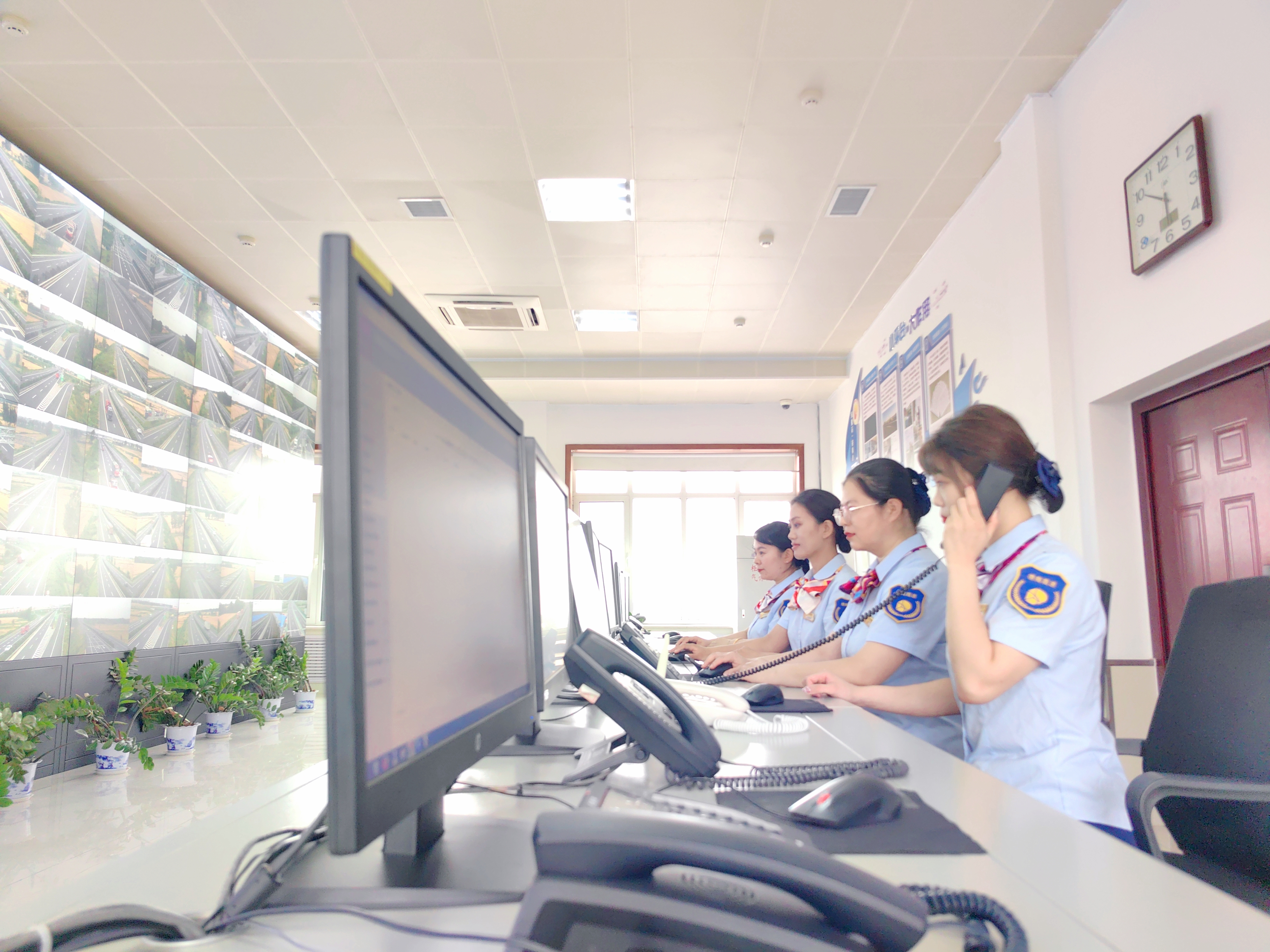 德達高速集團 德達高速集團